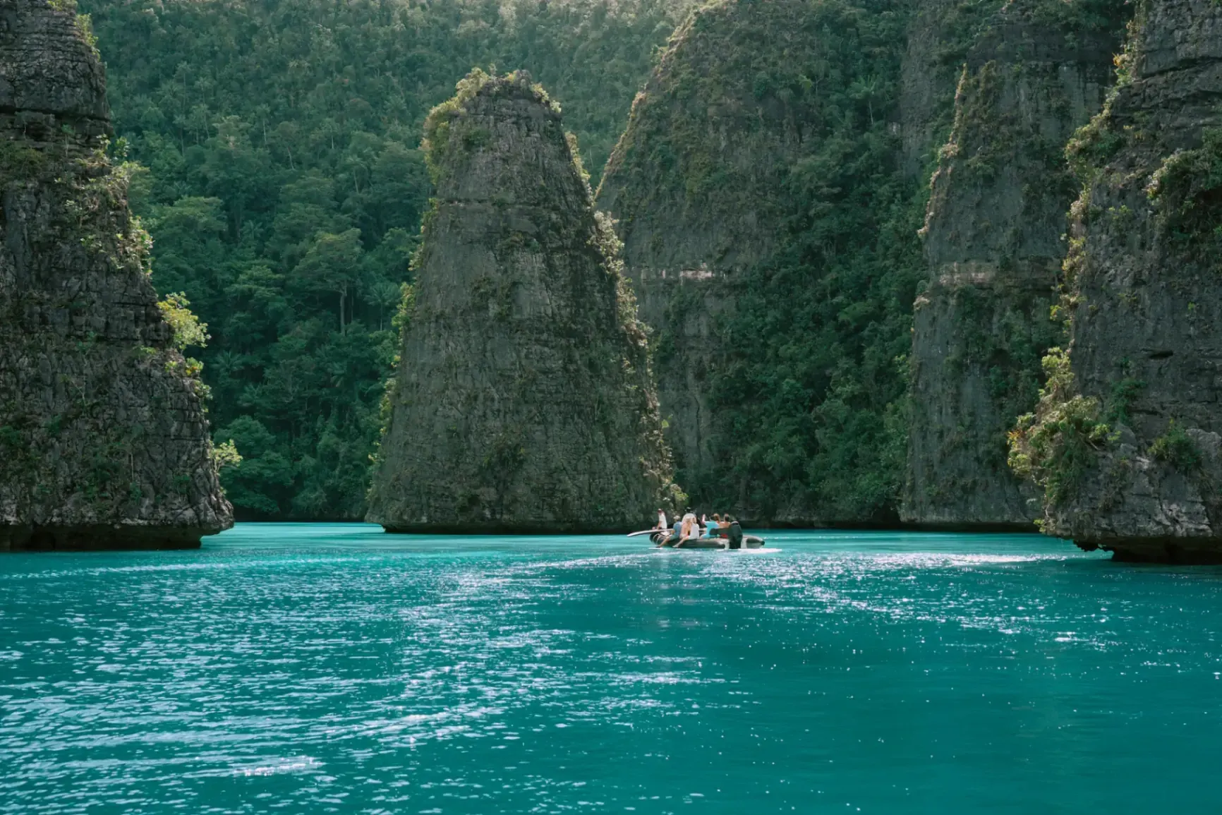 Raja Ampat — luxury yacht charter destination Raja Ampat yacht charter destination Indonesia